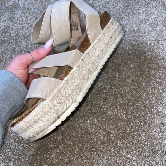 Esprit Women shoes Sandals Tan Espadrille Platform SZ 7.5 GiGi slip on platform - Picture 2 of 7
